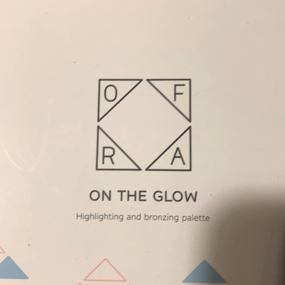 OFRA Highlighting and bronzing palette